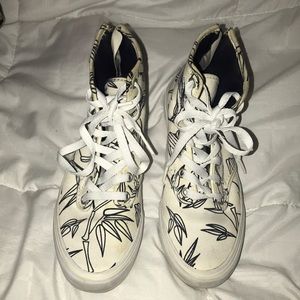 White High Top Vans Floral Tuk Zipper